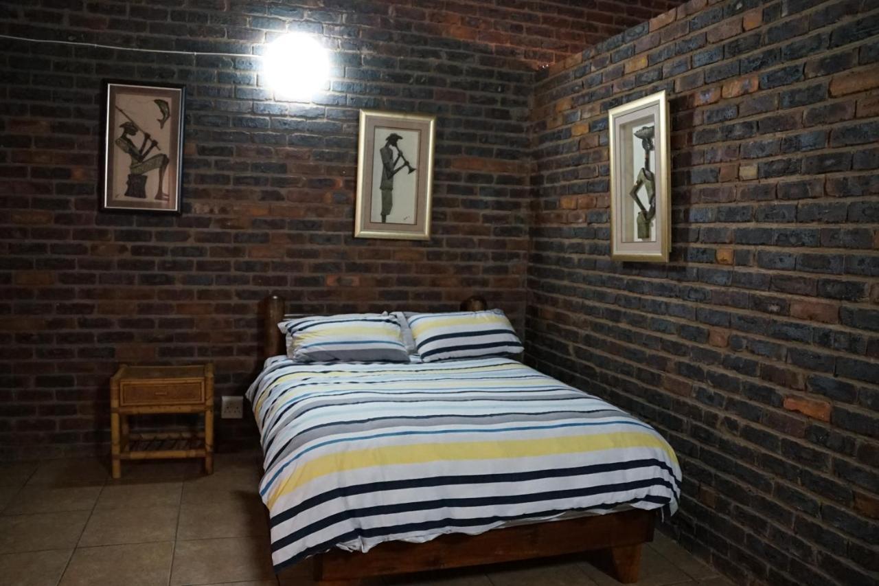 Kwele Game Lodge Beauty Exterior photo