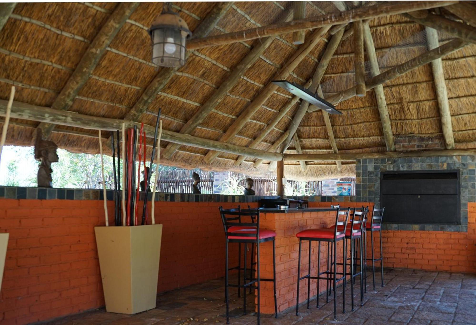 Kwele Game Lodge Beauty Exterior photo